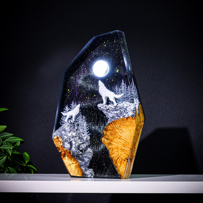 Resin Art And Decor - Ночник-фигурка из смолы «Природные животные»: Волк,