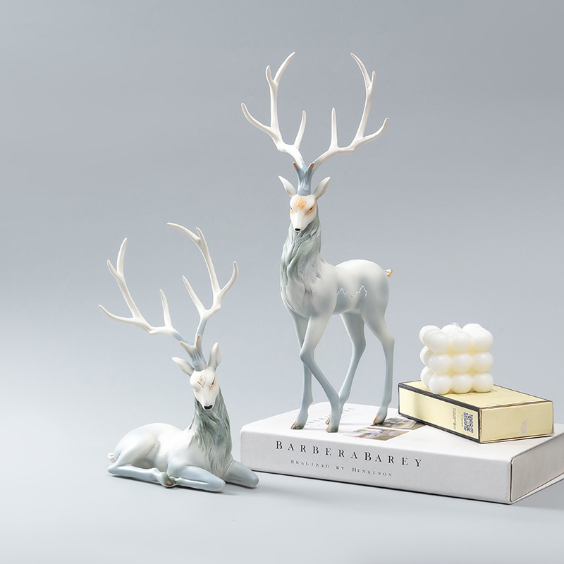Изысканные декоративные фигурк – обзор и цена Resin Art For Anniversary Gift