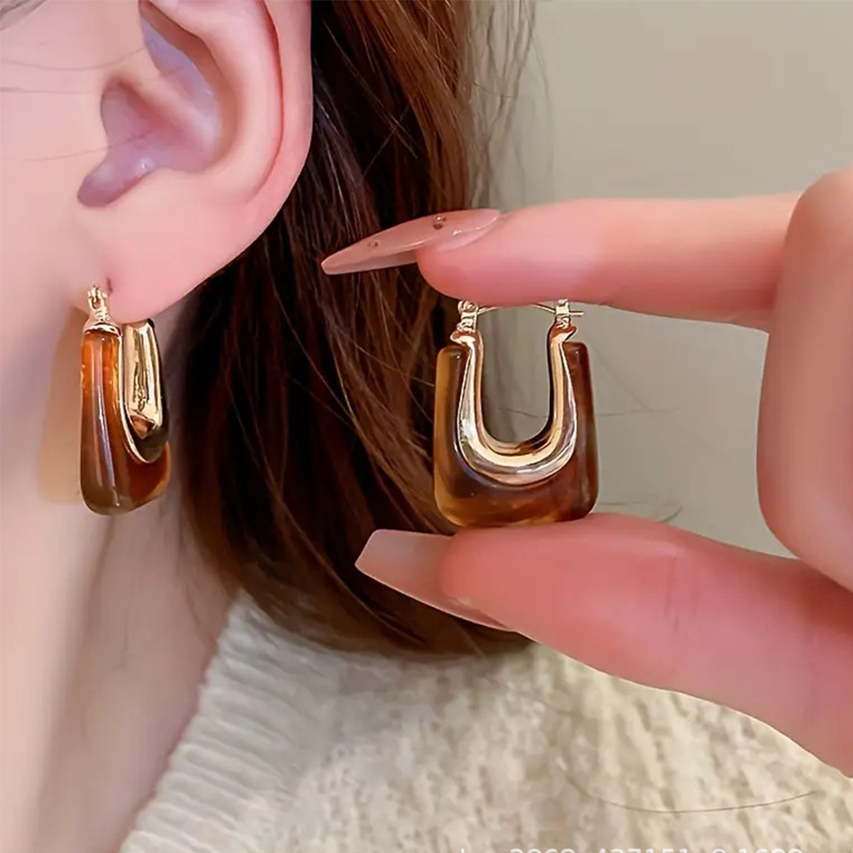 Серьги-кольца U-образной формы – обзор и цена Resin Art Ring